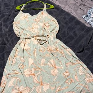 Ava & Viv Light Green Floral Dress